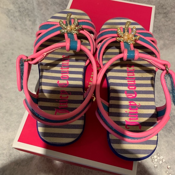 Juicy Couture Sandals - Picture 2 of 4